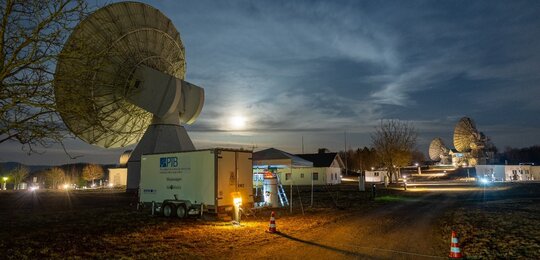 Wettzell Geodetic Observatory at night © Paul Köchert / PTB