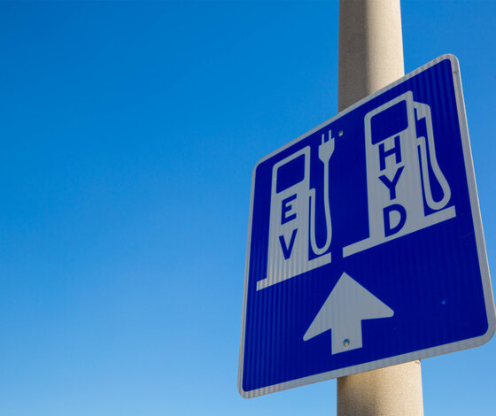 Image showing a sign for an Electric vehicle and hydrogen refueling station