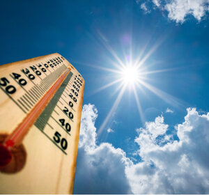 Image showing a thermometer on a hot summers day 