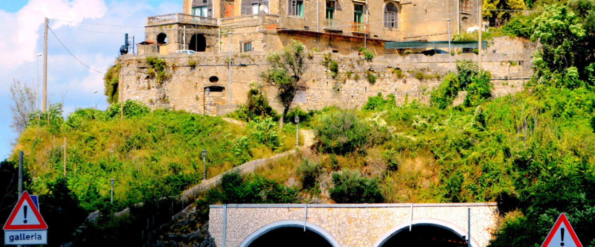 Italian highway picture id517747151